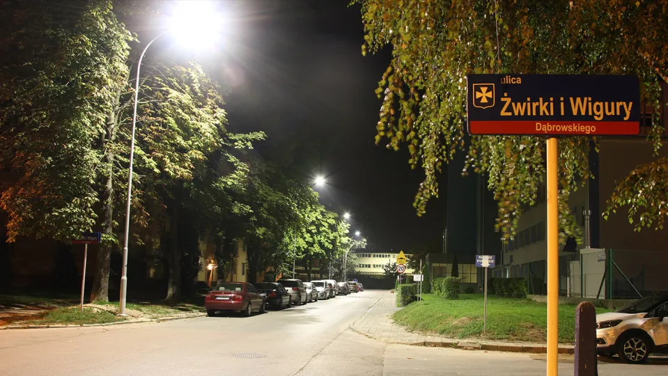 Ulice Rzeszowa - Oświetlenie Lampa PIKE J DOB